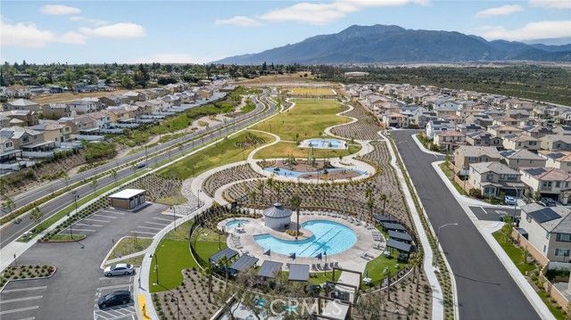 587 Holston, Rialto, CA 92377