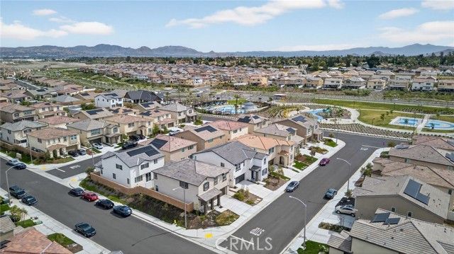 587 Holston, Rialto, CA 92377