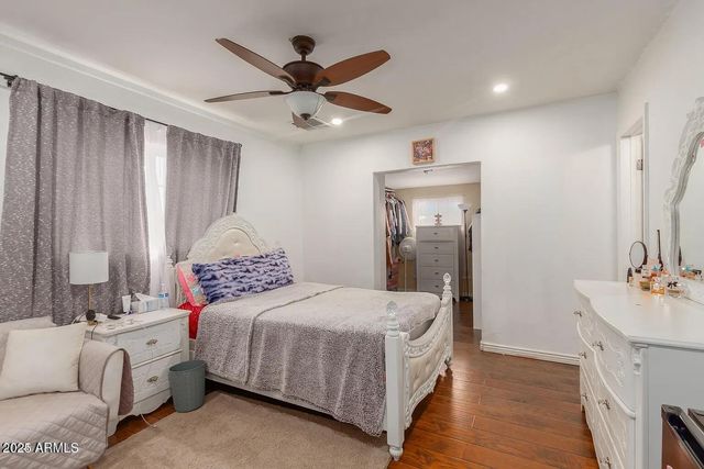 3121 W GREENWAY Road, Phoenix, AZ 85053