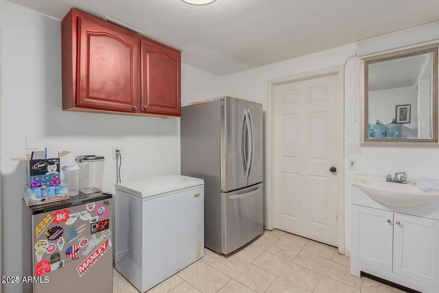 3121 W GREENWAY Road, Phoenix, AZ 85053