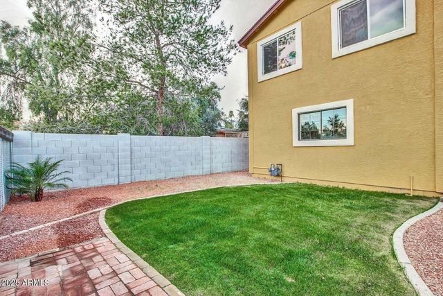 3121 W GREENWAY Road, Phoenix, AZ 85053