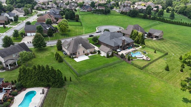 1118 Averwater Run, Murfreesboro, TN 37128