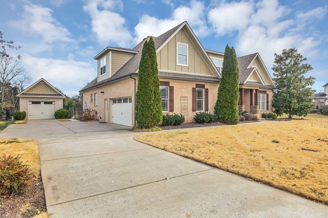 1118 Averwater Run, Murfreesboro, TN 37128
