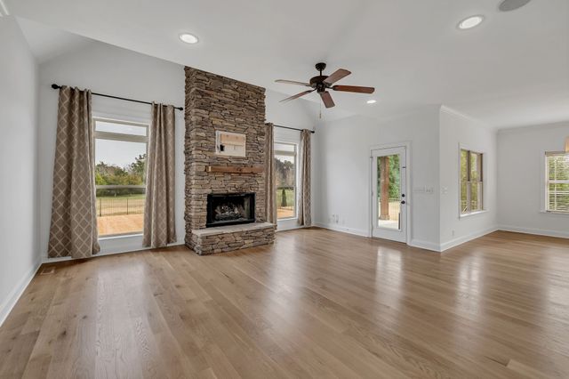 1118 Averwater Run, Murfreesboro, TN 37128