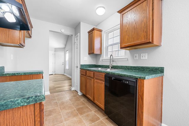 7981 MARSHA WOODS DR, Memphis, TN 38125