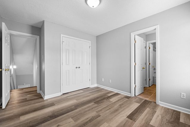 7981 MARSHA WOODS DR, Memphis, TN 38125