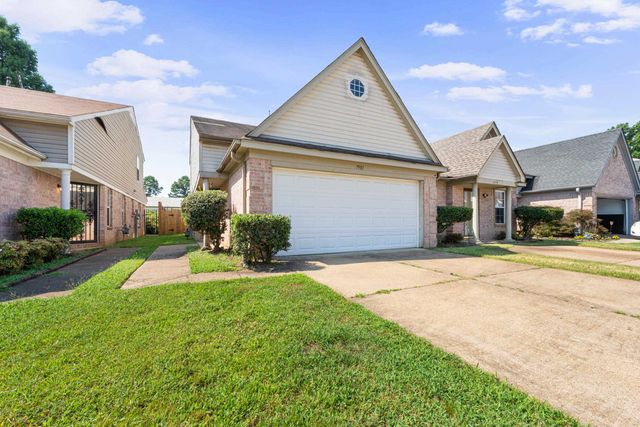 7981 MARSHA WOODS DR, Memphis, TN 38125