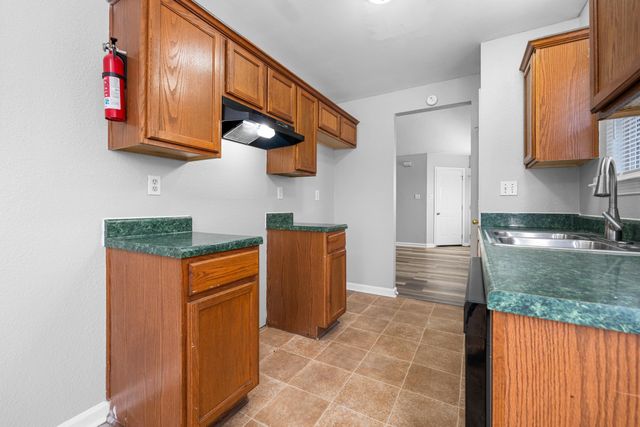 7981 MARSHA WOODS DR, Memphis, TN 38125