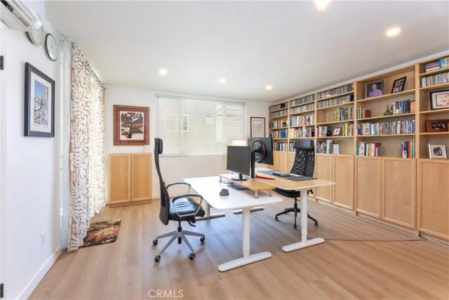 210 Grand 102, Long Beach, CA 90803