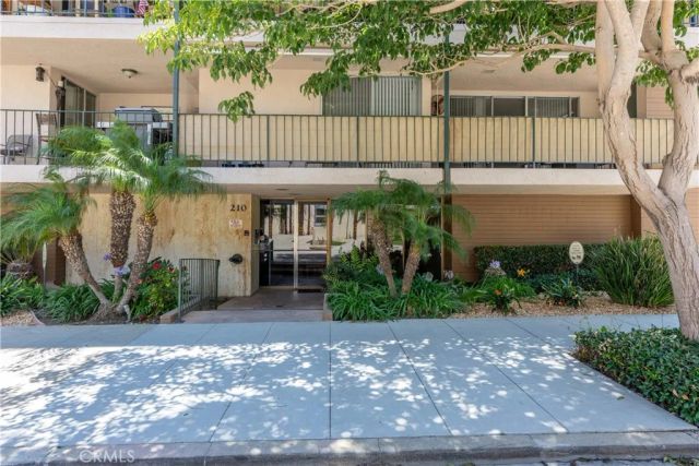 210 Grand 102, Long Beach, CA 90803