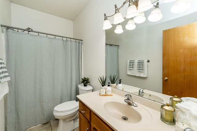 1988 Waterford Place SW, Rochester, MN 55902