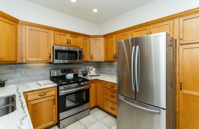 1988 Waterford Place SW, Rochester, MN 55902