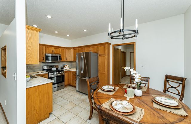 1988 Waterford Place SW, Rochester, MN 55902