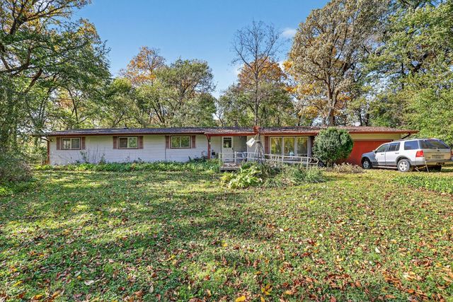 21364 Burr Oak Road, Harvard, IL 60033