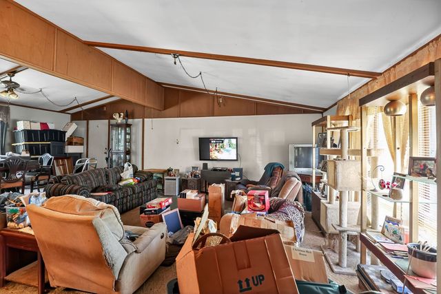 21364 Burr Oak Road, Harvard, IL 60033