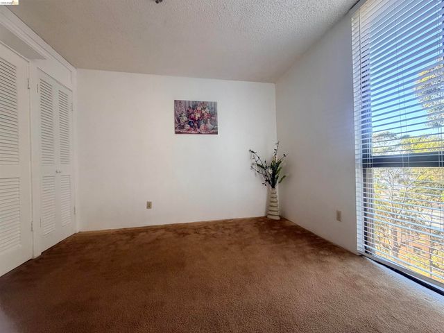 555 Pierce St 1021, Albany, CA 94706