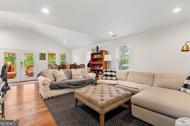 175 Cherokee Drive, Jackson, GA 30233