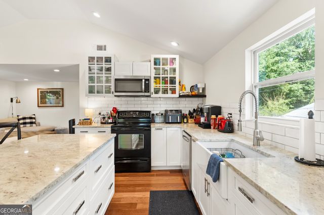 175 Cherokee Drive, Jackson, GA 30233