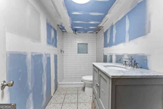 175 Cherokee Drive, Jackson, GA 30233