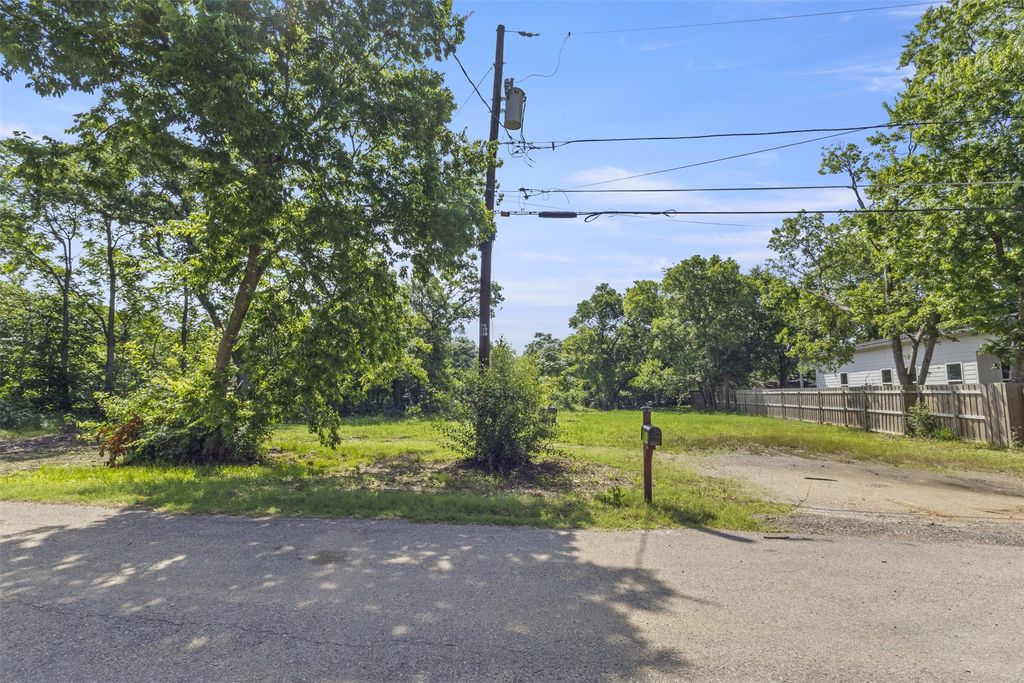 2164 Coldbrook Lane, Dallas, TX 75253