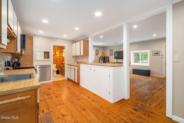 142 1st Avenue, Caroga Lake, NY 12032