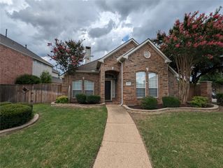 9200 Blue Water Drive, Plano, TX 75025