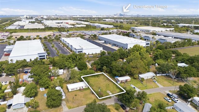 5013 DACCA DRIVE, Tampa, FL 33619