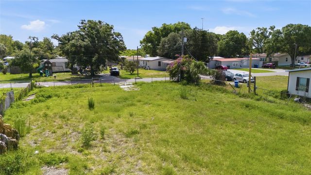 5013 DACCA DRIVE, Tampa, FL 33619