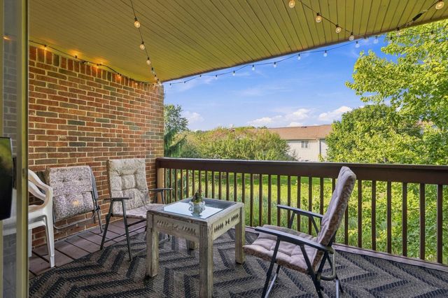 9634 Sawgrass Court 7, Van Buren Twp, MI 48111
