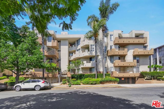 333 Westminster Avenue 402, Los Angeles, CA 90020
