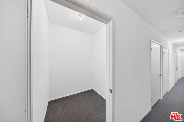 333 Westminster Avenue 402, Los Angeles, CA 90020