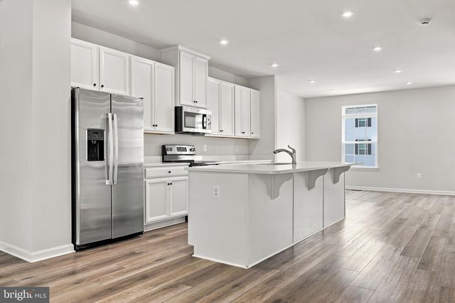4522 DALE CREEK WAY, Woodbridge, VA 22193