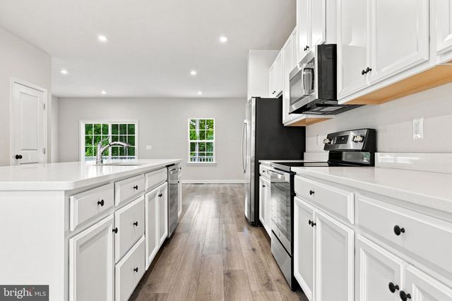 4522 DALE CREEK WAY, Woodbridge, VA 22193