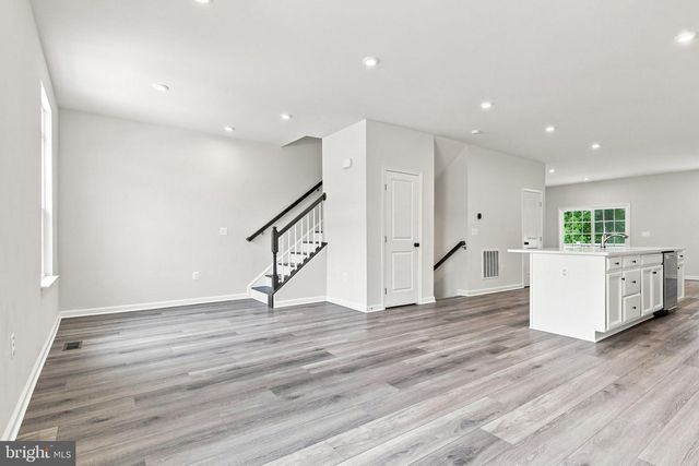4522 DALE CREEK WAY, Woodbridge, VA 22193