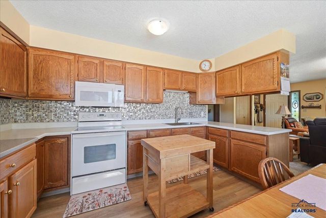 1700 FULTON, Sturgis, SD 57785