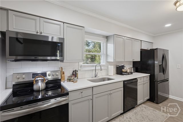 11 Ossabaw Road, Savannah, GA 31410