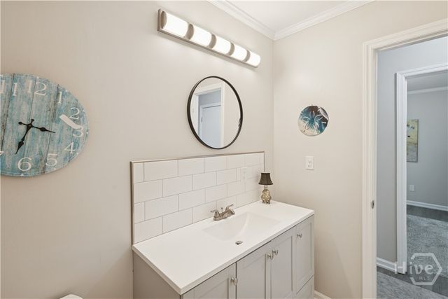 11 Ossabaw Road, Savannah, GA 31410