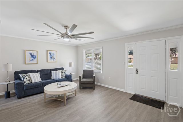 11 Ossabaw Road, Savannah, GA 31410