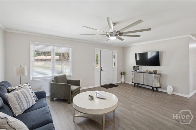 11 Ossabaw Road, Savannah, GA 31410