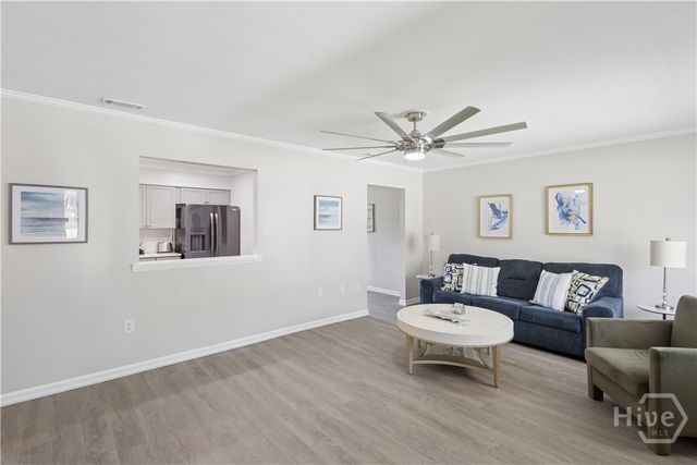 11 Ossabaw Road, Savannah, GA 31410