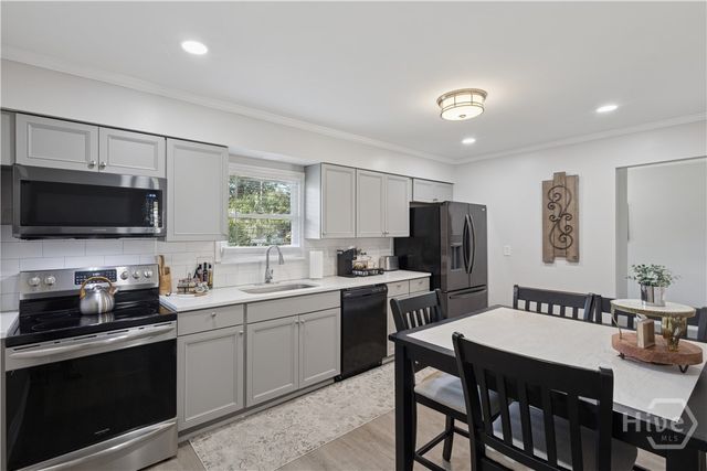 11 Ossabaw Road, Savannah, GA 31410