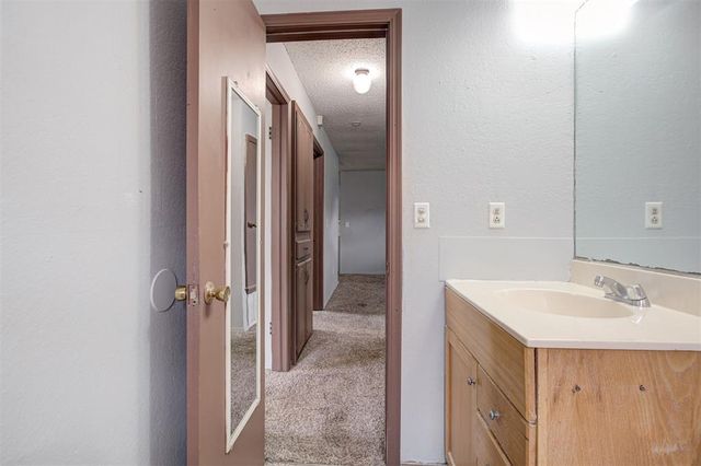 4709 S East Avenue, Oklahoma City, OK 73129