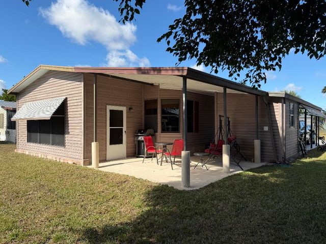 13975 Clavell Avenue, Fort Pierce, FL 34951