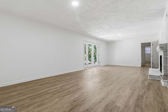 6748 Brandon Mill Road, Sandy Springs, GA 30328