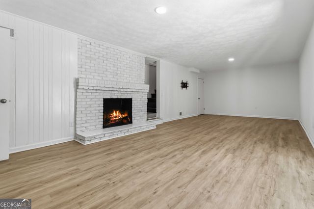 6748 Brandon Mill Road, Sandy Springs, GA 30328
