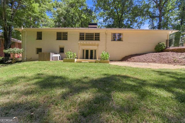 6748 Brandon Mill Road, Sandy Springs, GA 30328
