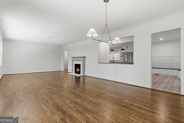 6748 Brandon Mill Road, Sandy Springs, GA 30328
