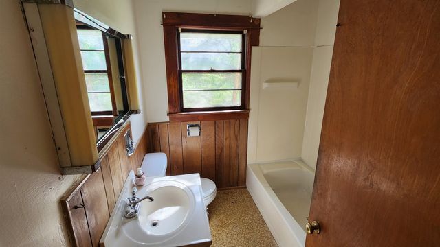 45 Chase Street, Claremont, NH 03743