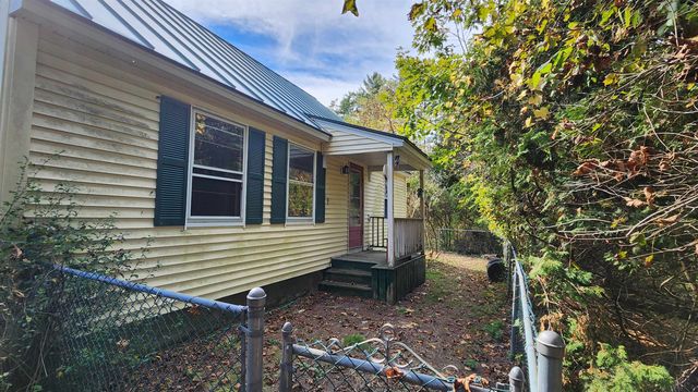 45 Chase Street, Claremont, NH 03743