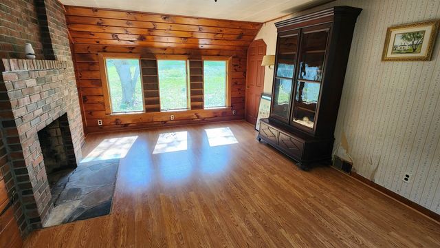 45 Chase Street, Claremont, NH 03743